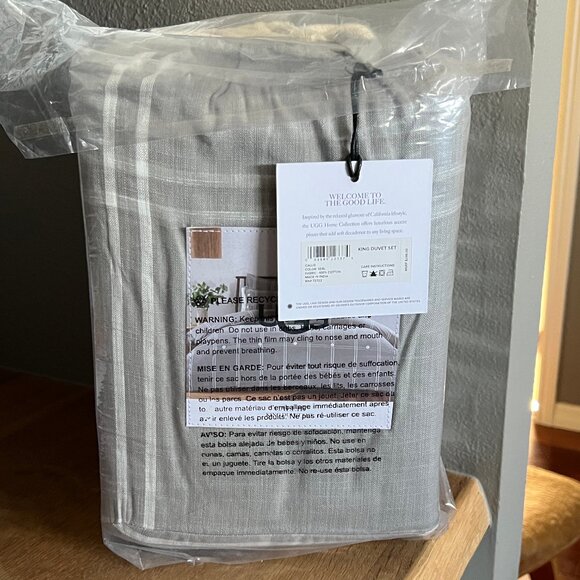 UGG 'Callie' King Duvet Set - new in package - Picture 6 of 7